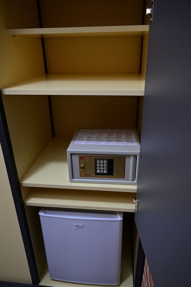 Double or Twin Room - Photo 7