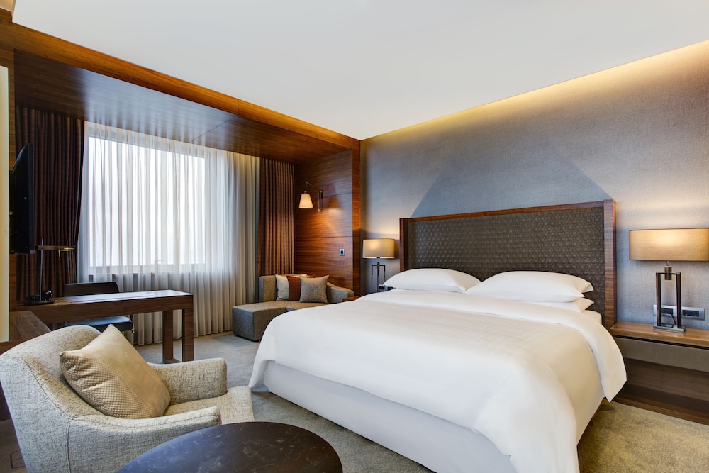 Grand Room, 1 King Bed, Sea View
