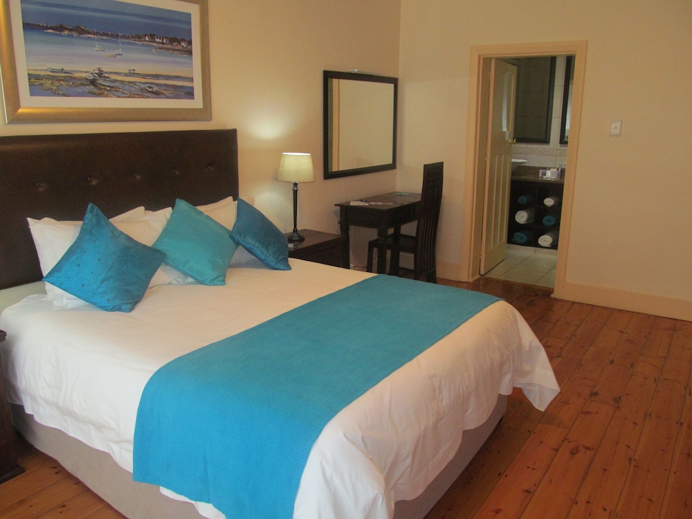 Standard Double Room, No View (3) photo 1