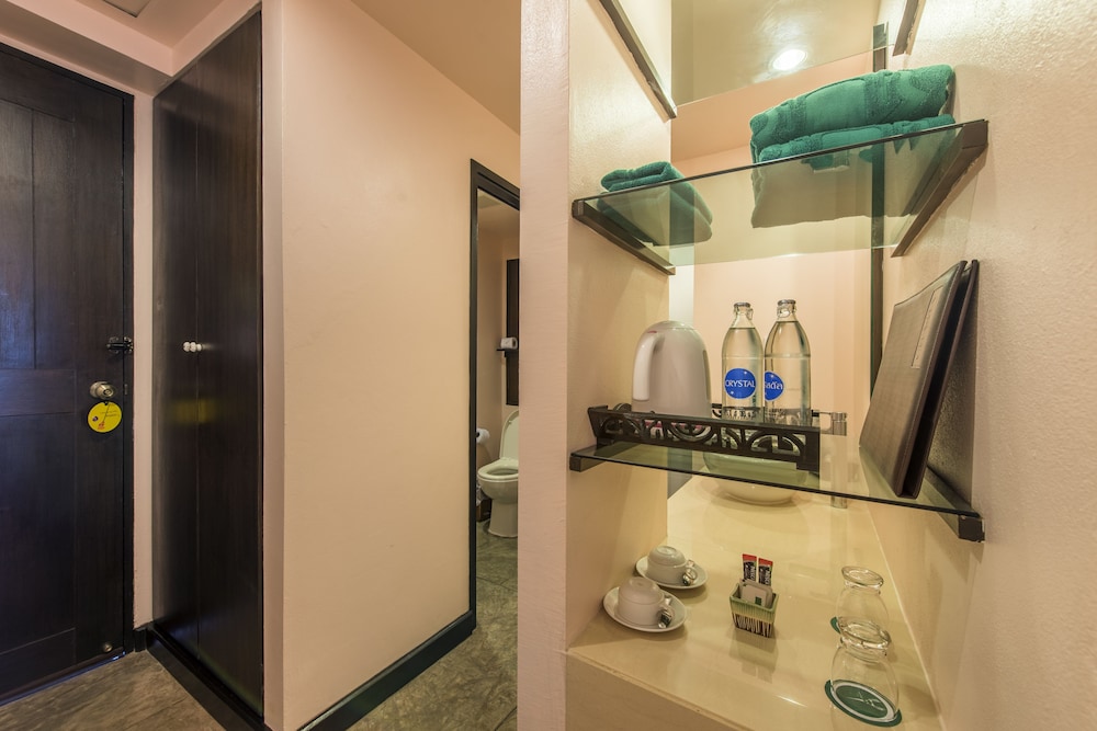 Deluxe Room, Sea View - Photo 14