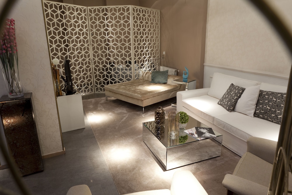 Apartment, Multiple Beds - Photo 5