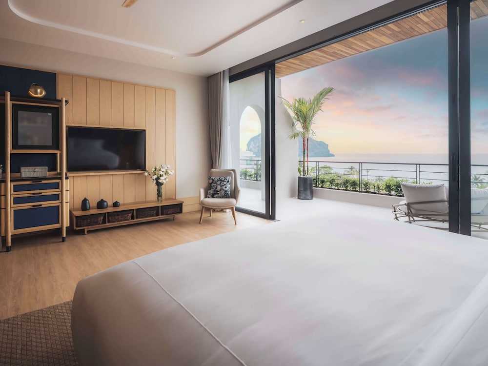 Family Sea View Suite - Photo 9