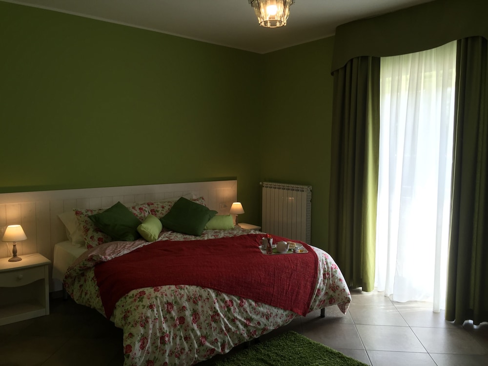 Classic Double Or Twin Room, Hill View photo 1