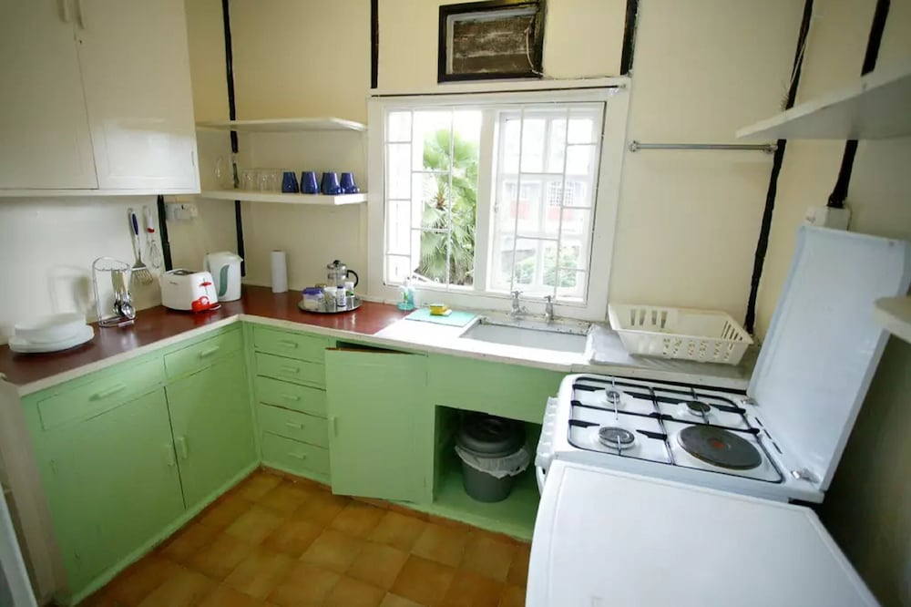 Standard Triple Room photo 2