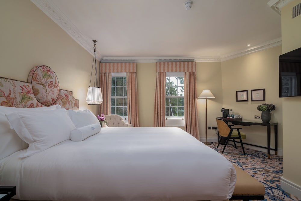 Superior Room, River View