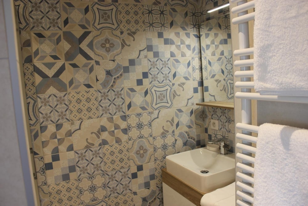 Double Room (Guillaume Appolinaire) photo 2