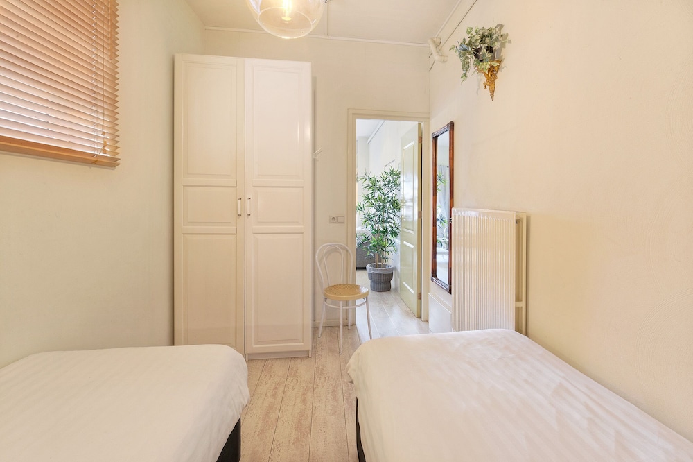 Economy Apartment, 1 Bedroom, Kitchenette photo 2