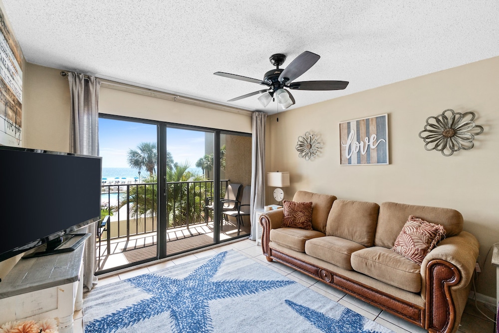 Condo, 2 Bedrooms, Ocean View (104A)
