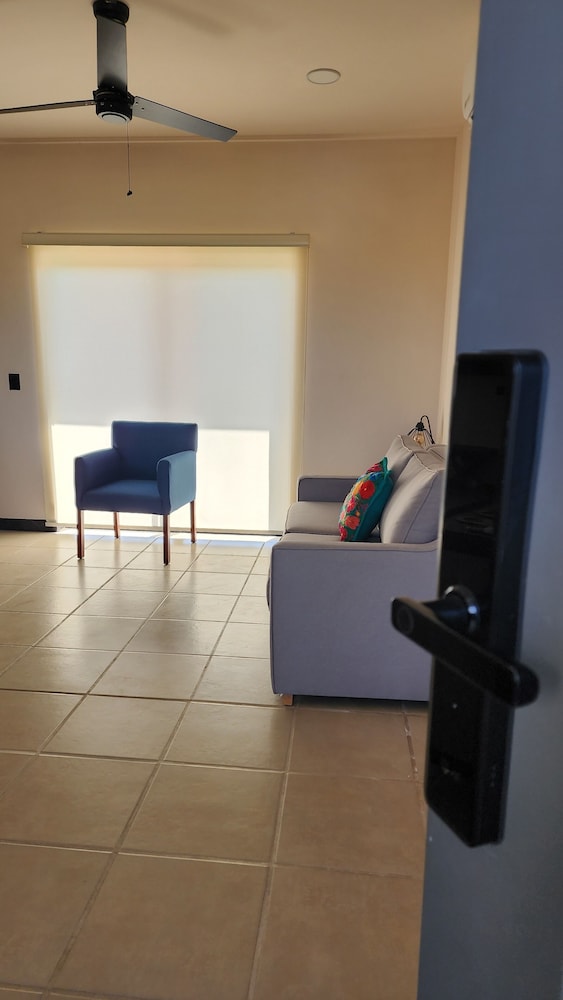 Family Room - Photo 3