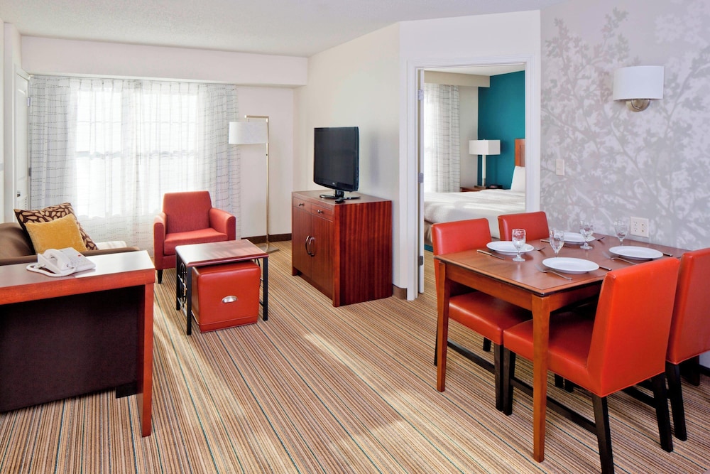 Suite, 2 Bedrooms (Hearing Accessible) photo 2