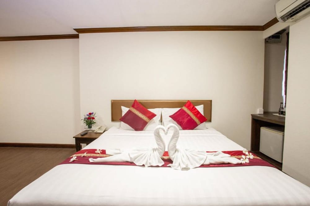 Superior Double or Twin Room photo 3