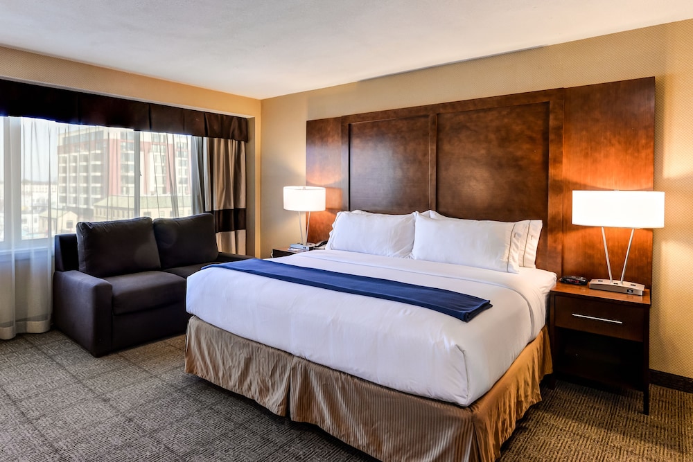 Suite, 1 King Bed (Additional Living Area) - Photo 6