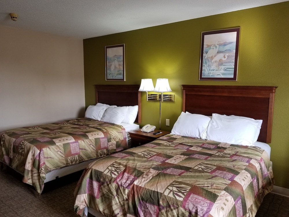 Standard Room, 2 Double Beds photo 2