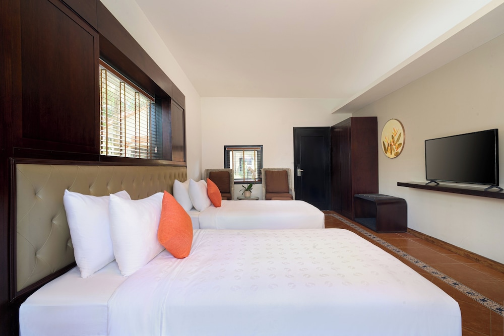 Deluxe Room, Ocean View photo 3