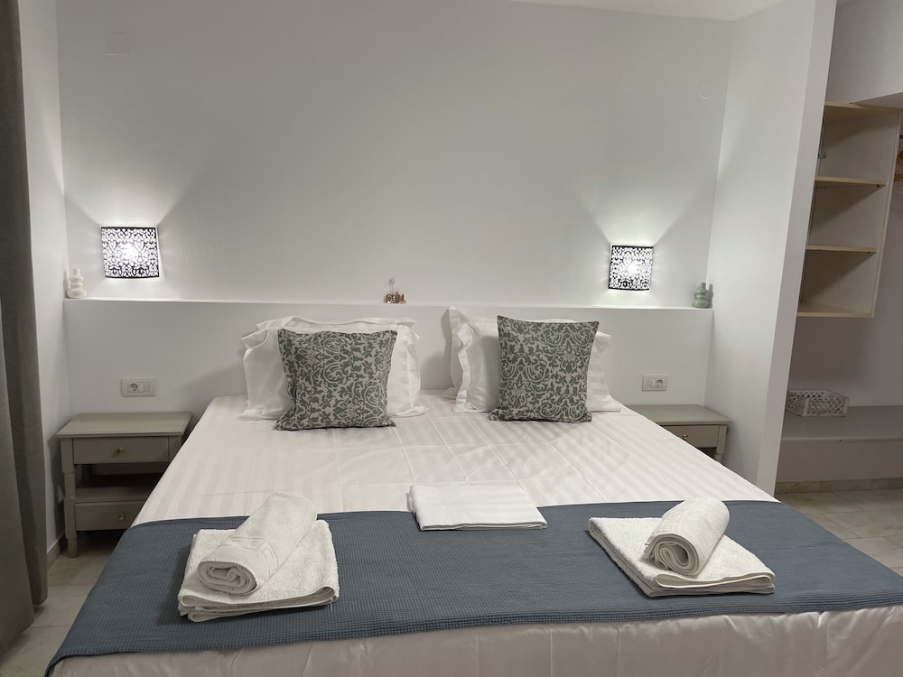 Deluxe Room, 1 Double Bed photo 1