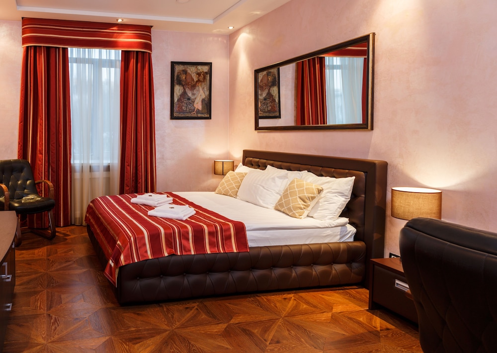 Business Suite photo 1
