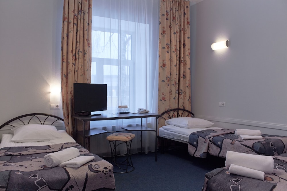 Classic Triple Room - Photo 1