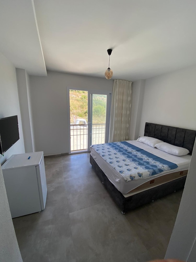 Elite Room