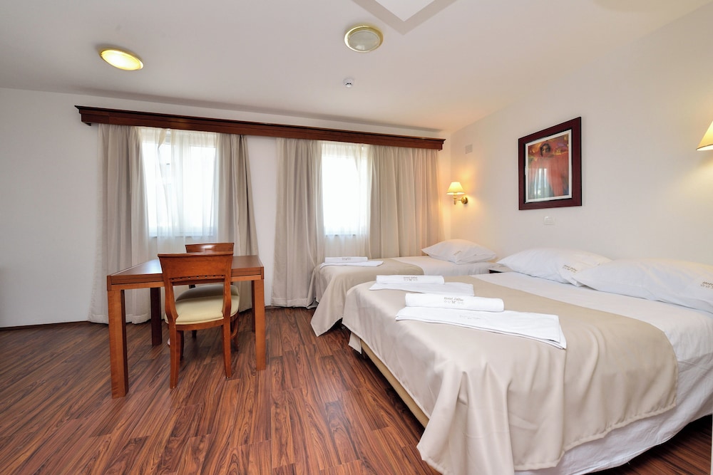Quadruple Room photo 1
