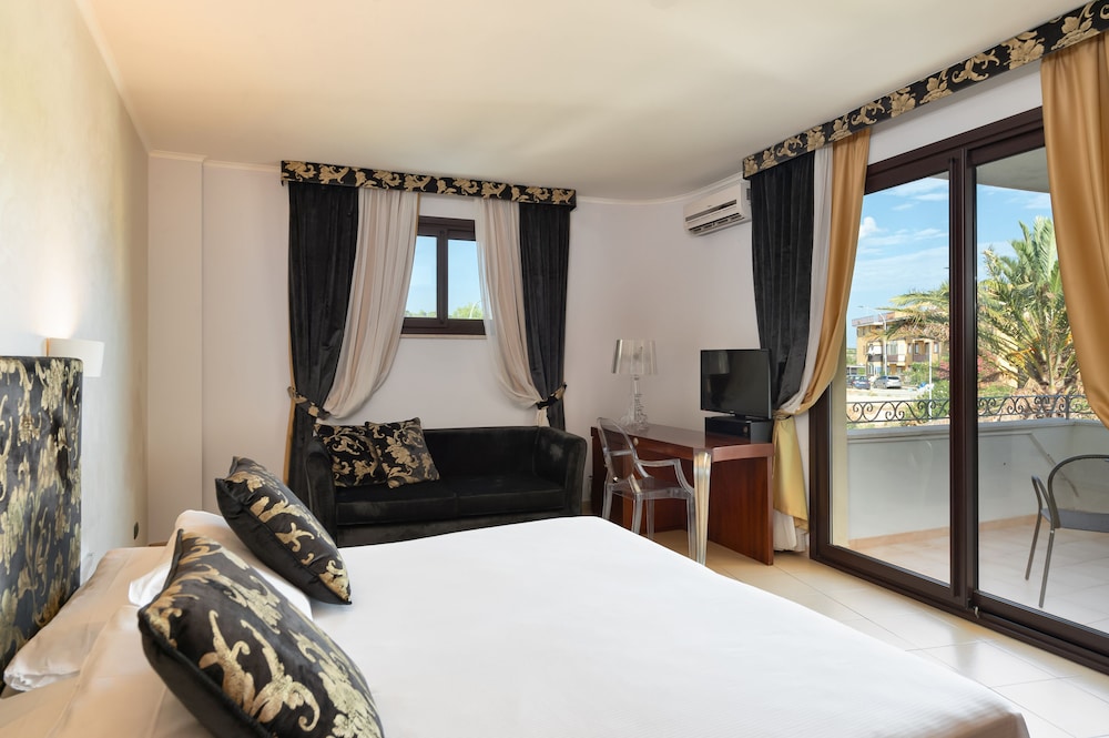 Superior Room - Photo 3