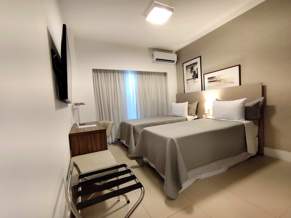 Superior Suite, 2 Twin Beds photo 1