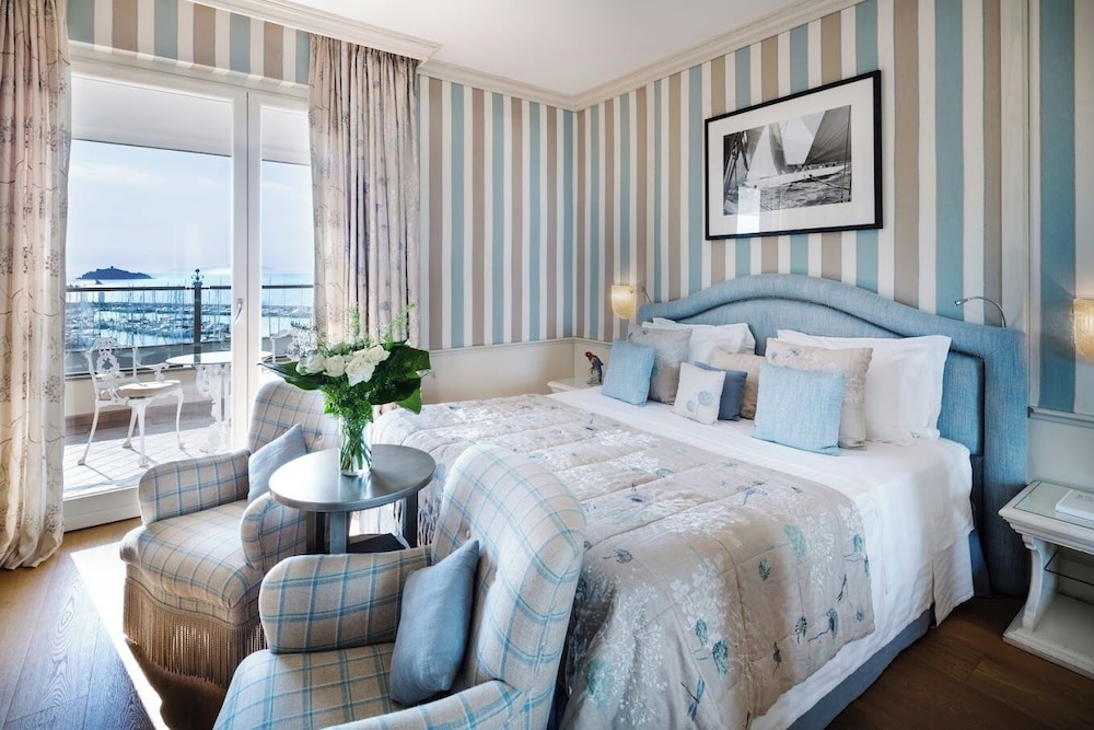 Junior Room, Sea View