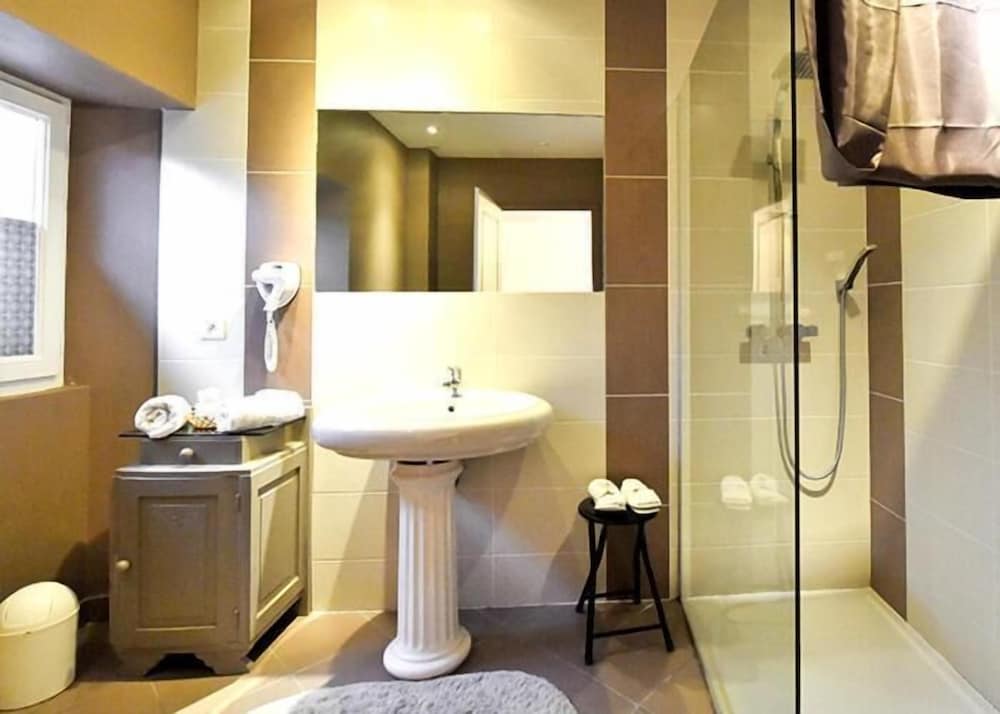 Suite, Ensuite (Charmelle et Lou)