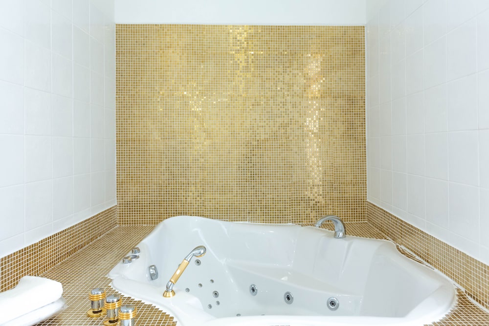 Suite Familiale, vue mer, avec spa (L'Olivier) photo 3