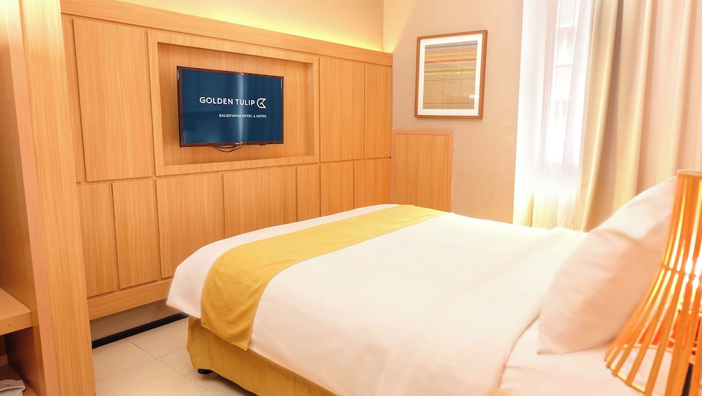 Junior Suite, Multiple Beds - Photo 3