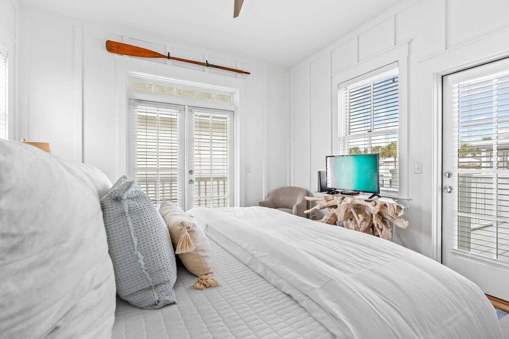 House (2 Bedrooms)