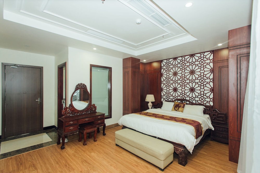 Royal Suite photo 3