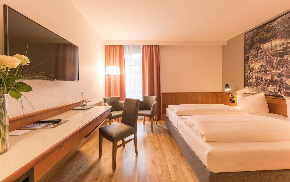 Classic Double or Twin Room photo 3
