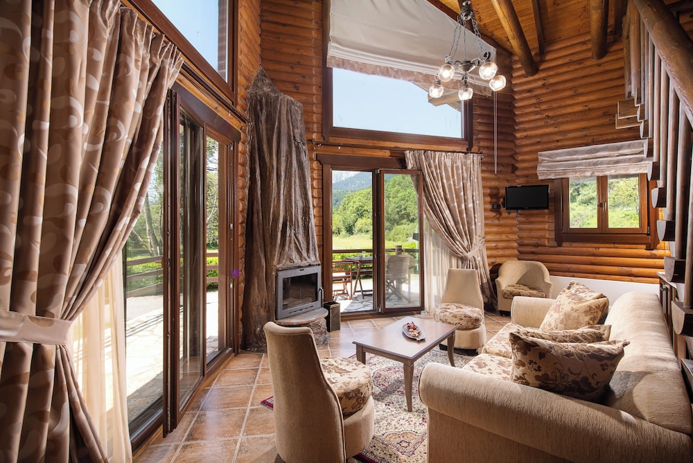 Basic Chalet