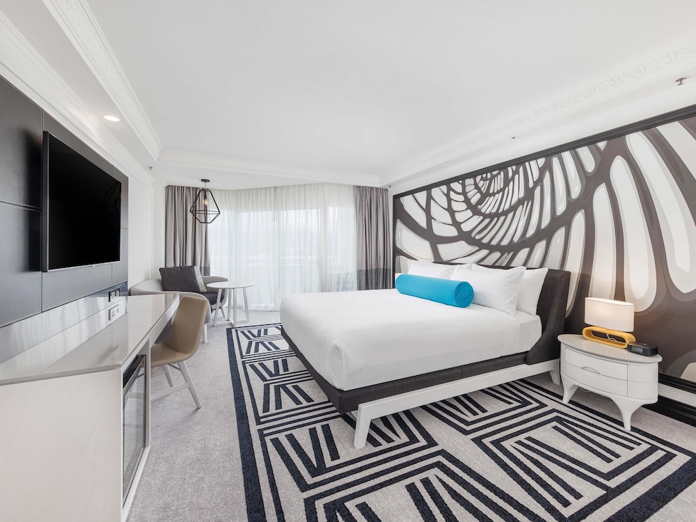 Rejuvenated Deluxe Room, Harbour View