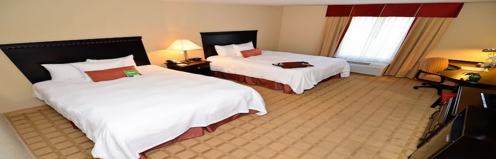Room, 2 Queen Beds, Accessible, Non Smoking - Photo 3