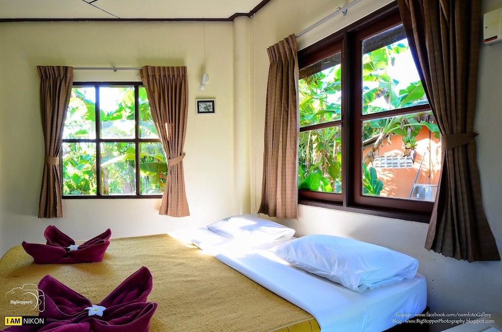 Bungalow With Air-Con photo 1