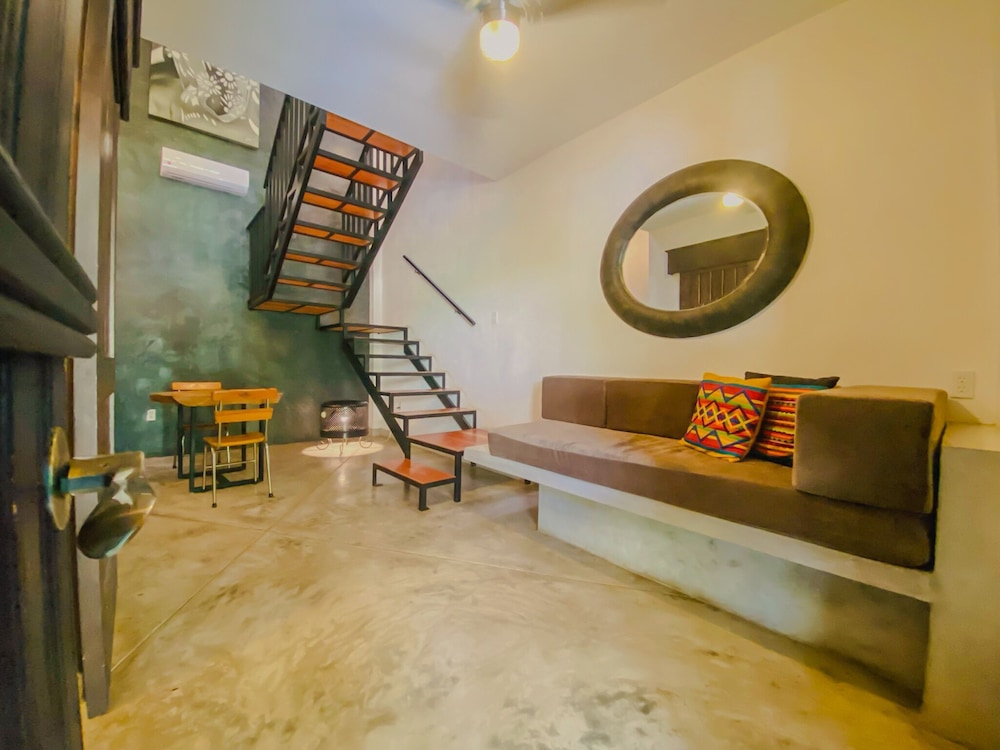 Loft Style Apartment 2 photo 1