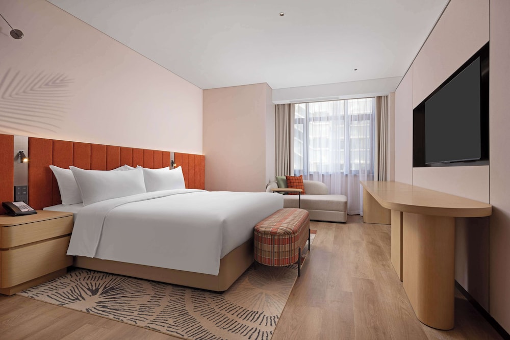 Deluxe Suite, 1 King Bed