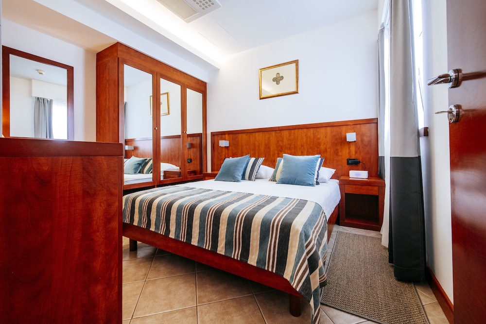 Comfort Two-Bedroom Apartment for 4+1 persons photo 2