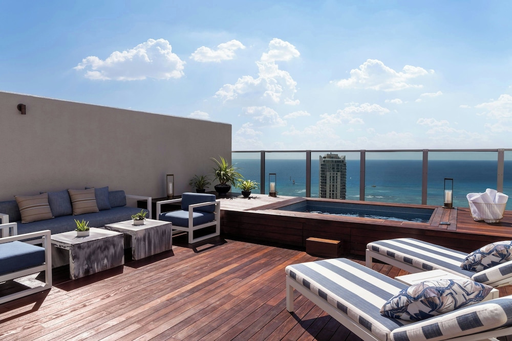 Penthouse, 2 Bedrooms