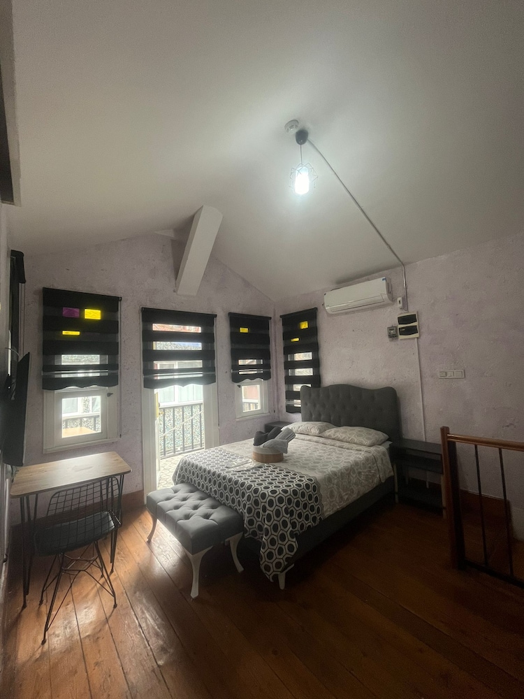 Exclusive Apartment photo 3