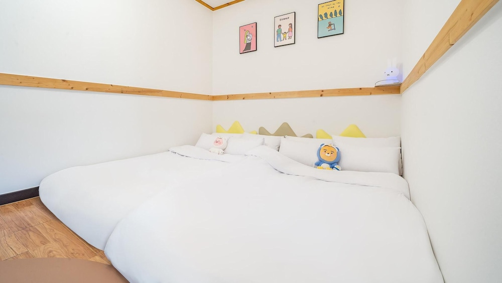 Basic Room, 1 Bedroom (202 Belém) - Photo 4