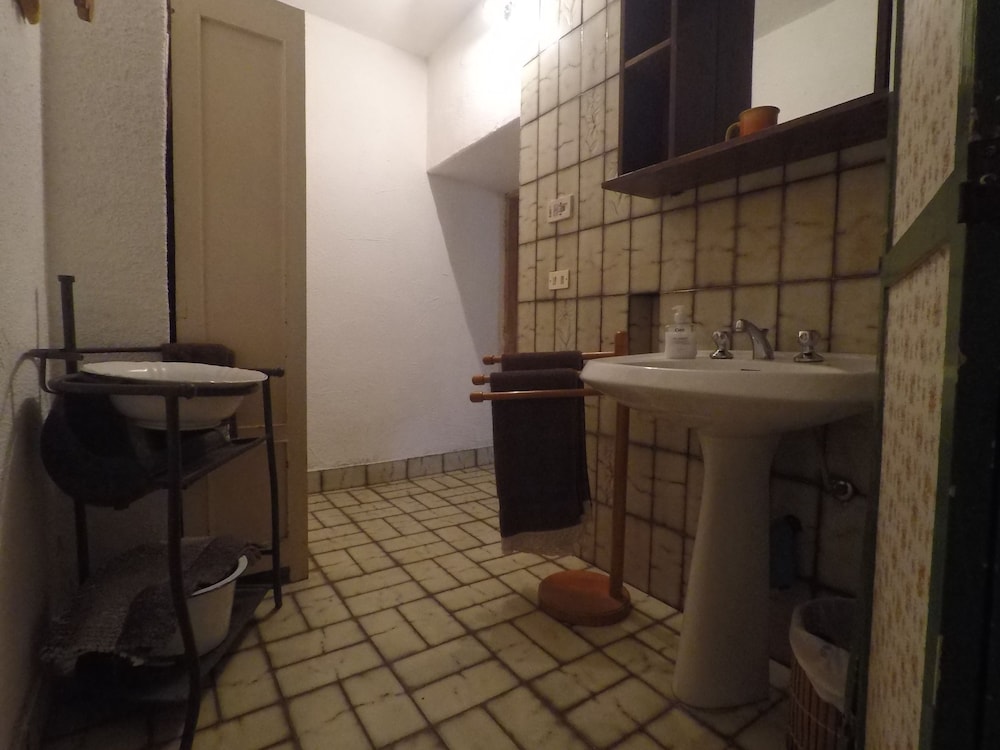 Quadruple Room, Multiple Beds, Kitchen photo 3
