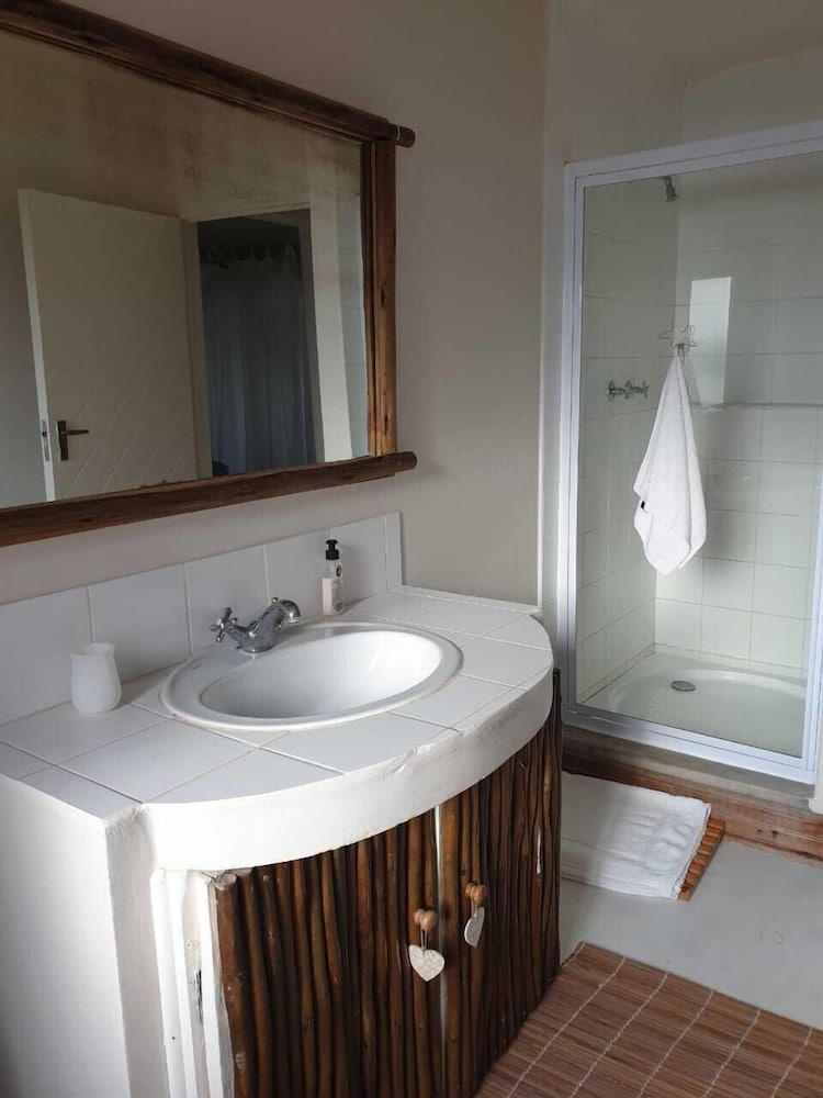 Villa photo 2