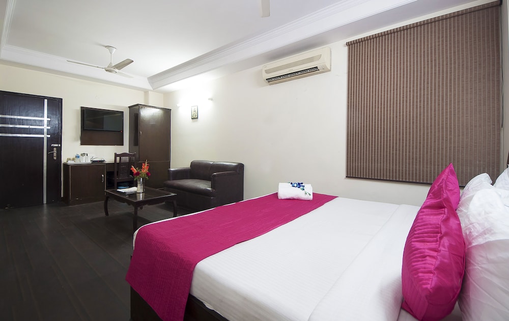 Premium Room - Photo 9
