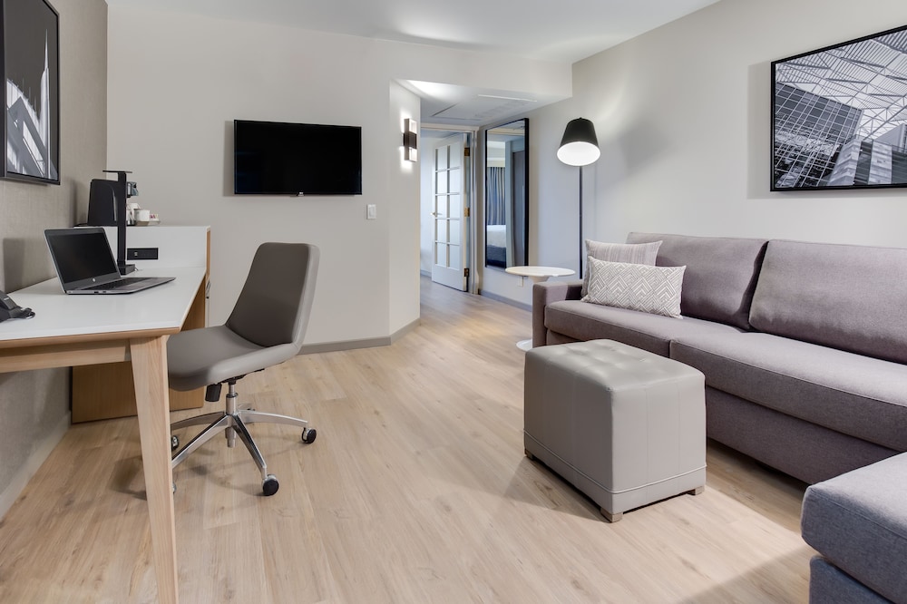 Suite, 1 Bedroom, Non Smoking - Photo 2