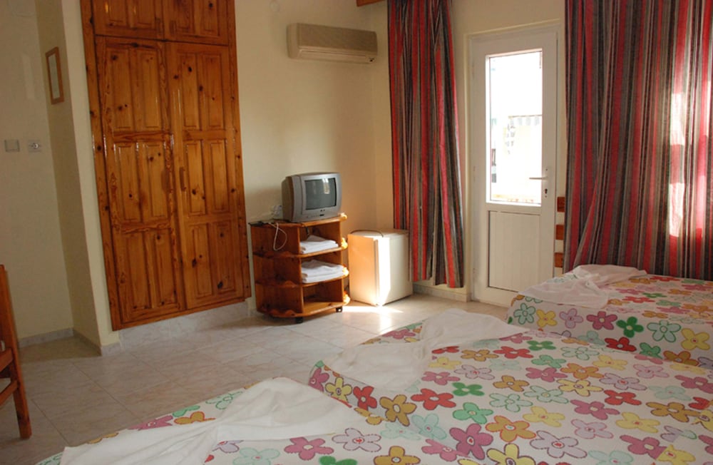 Family Room photo 1