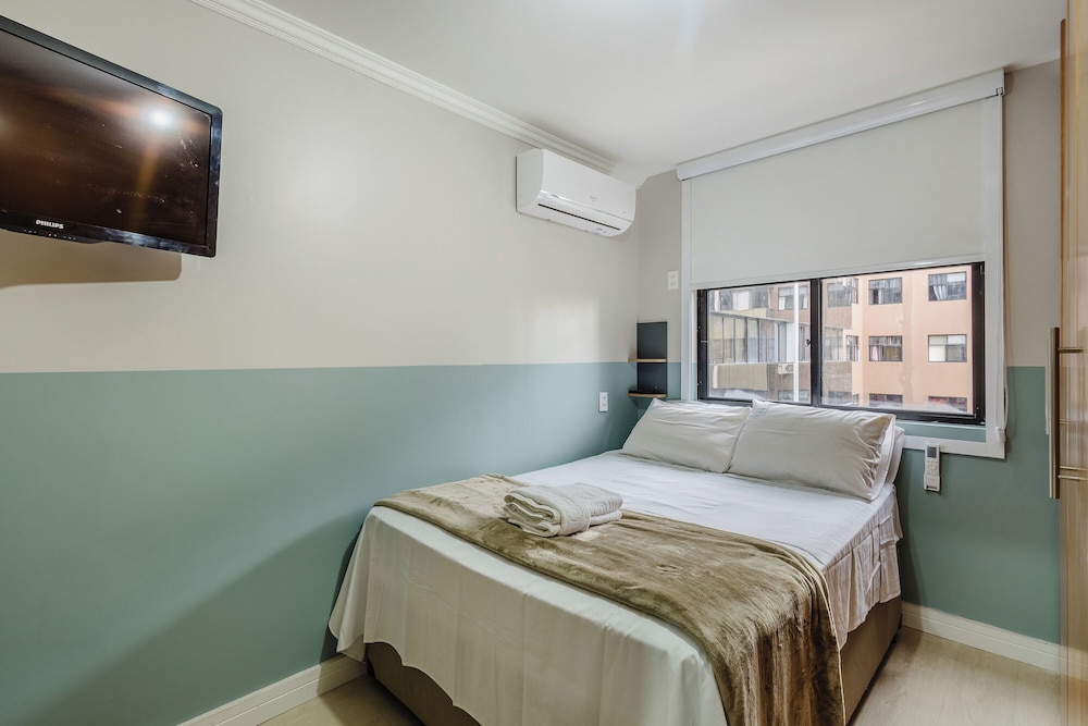 Basic Apartment photo 1
