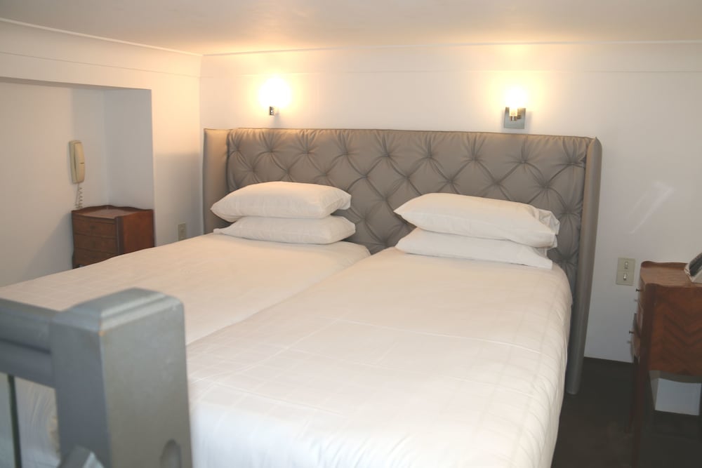Junior Suite - Photo 1