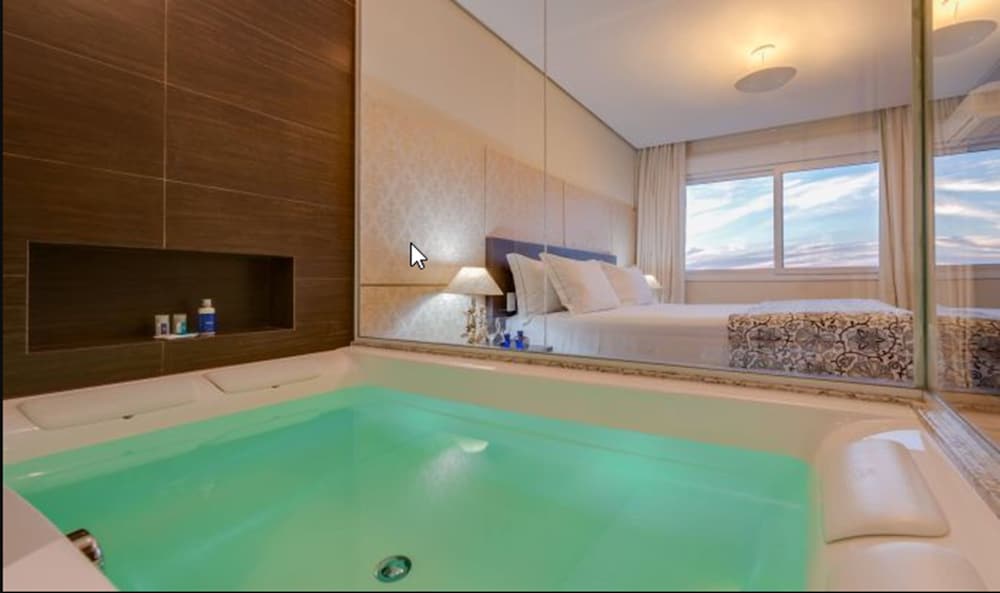 Premium Room - Photo 5